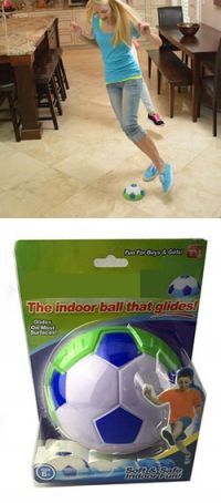 Футбольный мяч для игры в домашних условиях